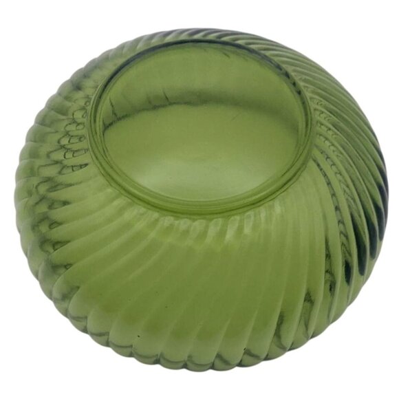 Vintage Anchor Hocking  Glass Avocado Green Ribbed Optic Swirl Serving Bowl - Picture 3 of 6
